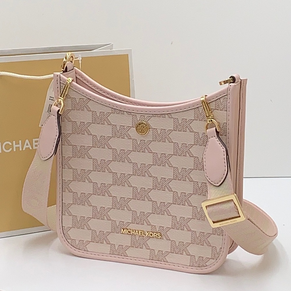 MICHAEL KORS Briley Small Logo Messenger XBODY Bag POWDER BLUSH MULTI - Picture 1 of 16